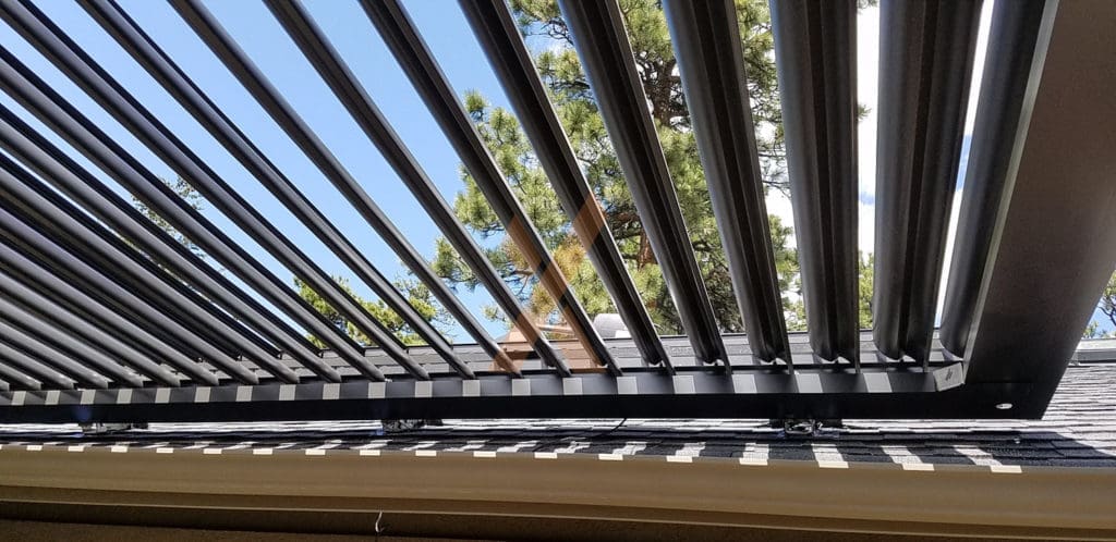 Evergreen aluminium Deck cover by StruXure Denver