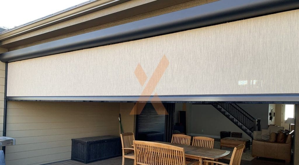 Motorized Patio screen by StruXure of the Rockies
