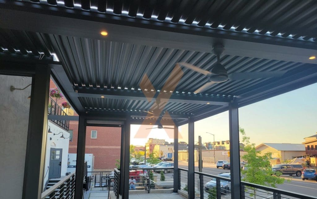 Restaurant Commercial Grade Pergola by StruXure Denver