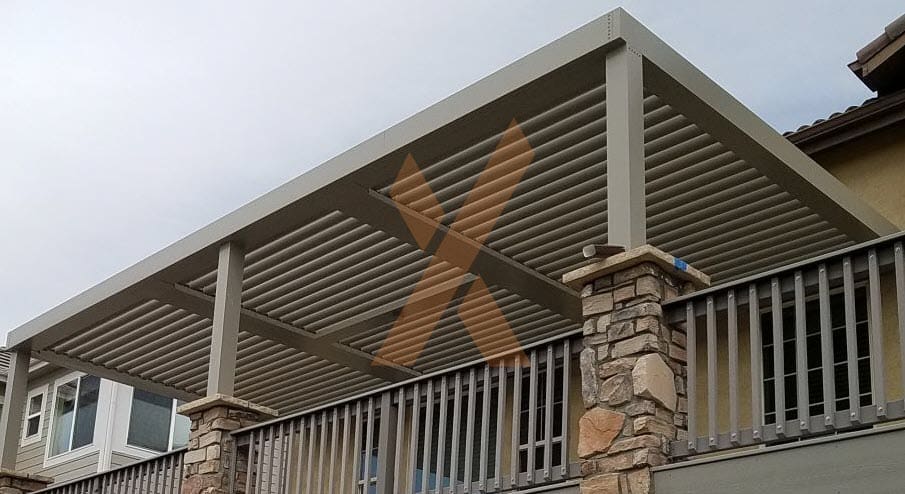 Sauer high pergola deck by StruXure of the Rockies