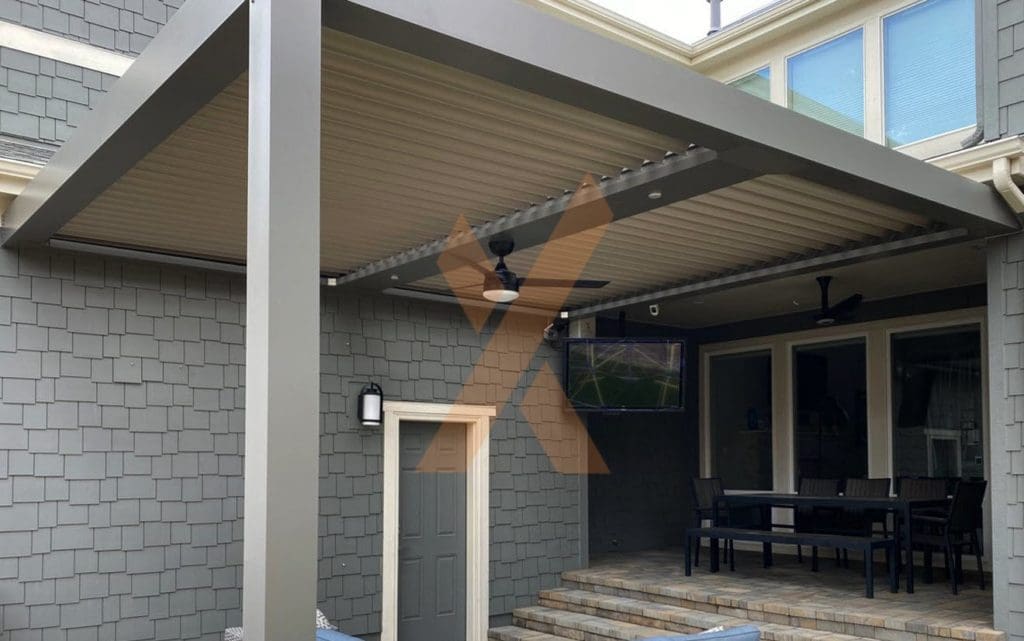 Single Post Pergola by StruXure of the Rockies