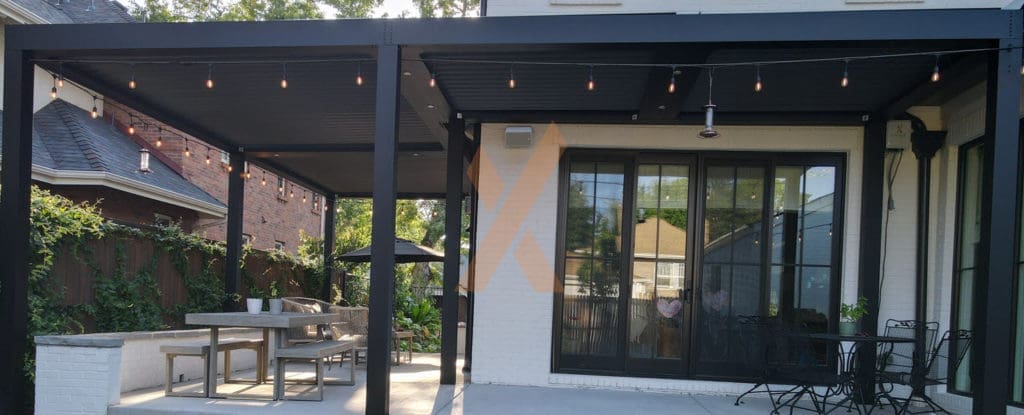 Attached aluminium denver pergola by StruXure of the Rockies