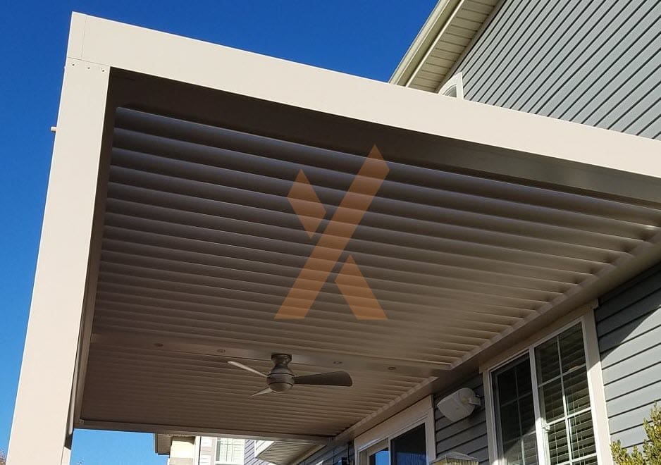 Small pergola deck by StruXure of the Rockies