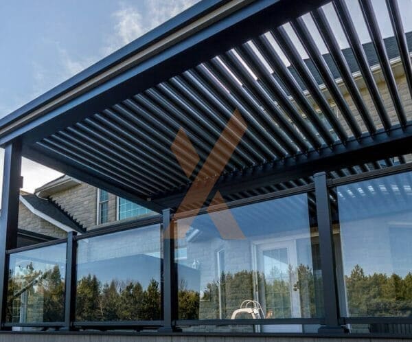 Residential pergola all black by StruXure of the Rockies
