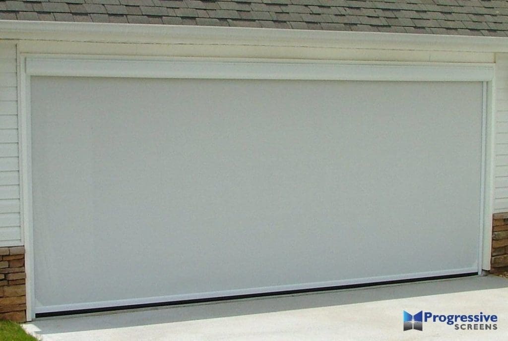 Residential solar screen by StruXure of the Rockies
